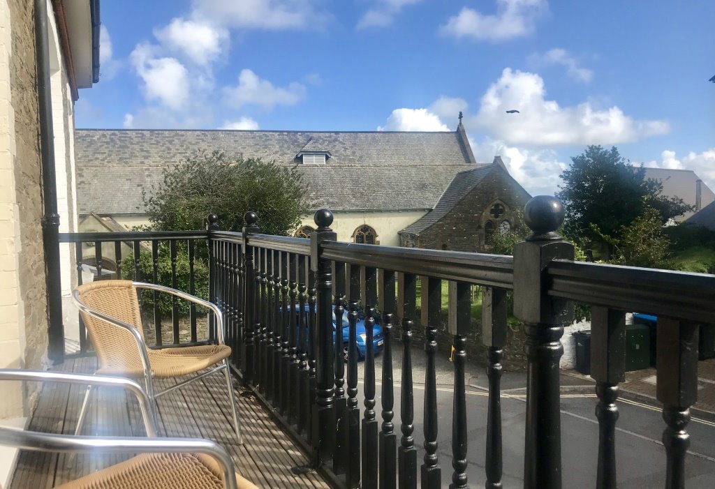 Castle Hill Guest House Suite 1 With Balcony